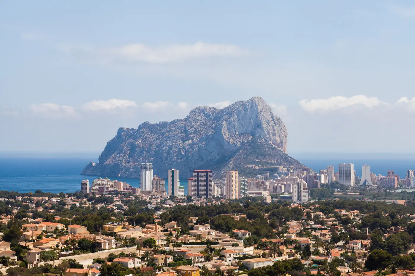 Peñón de Ifach nad wybrzeżem Calpe