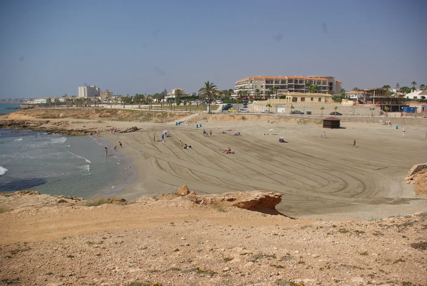 Widok na wybrzeże przy Playa Flamenca w Orihuela Costa