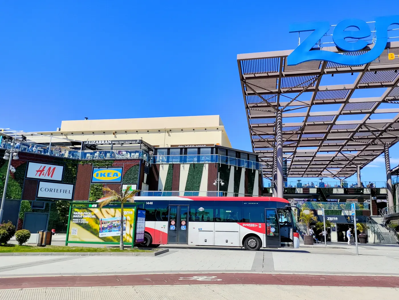 Centrum handlowe La Zenia Boulevard w Orihuela Costa