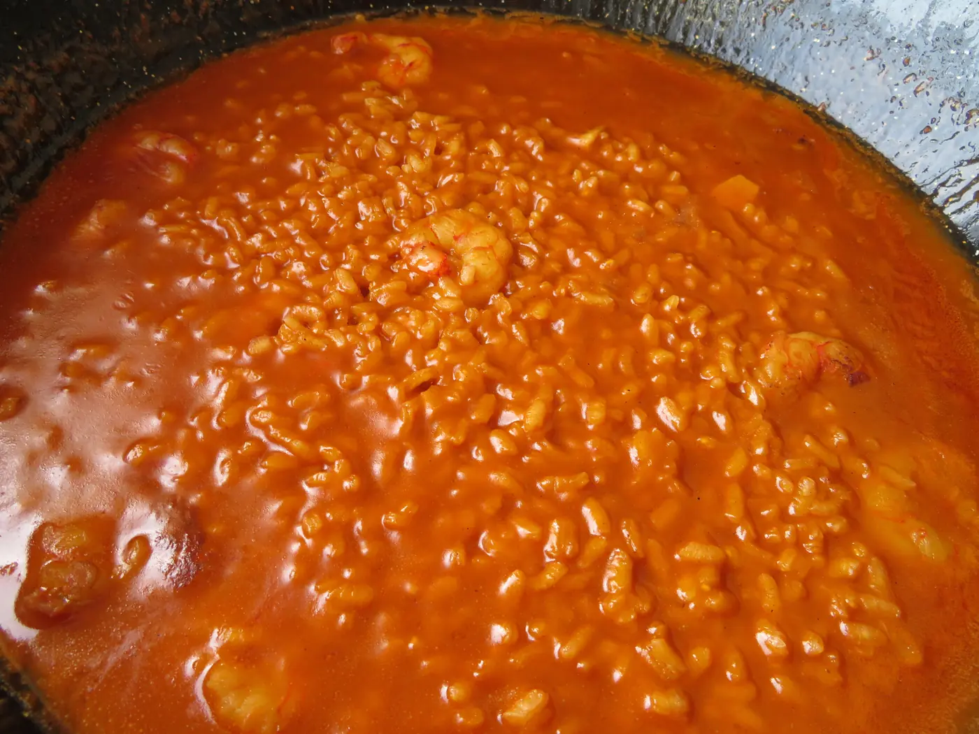 Arroz caldoso z owocami morza — zdjęcie poglądowe
